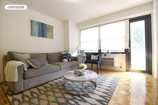 property at 175 W 90th St