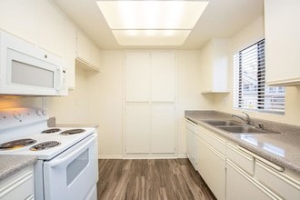 Westridge Apartment Homes in Lake Forest, CA - Building Photo - Building Photo