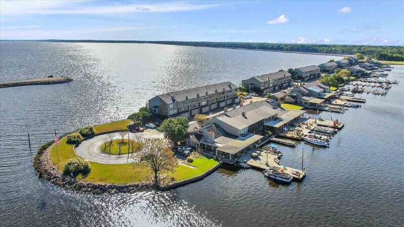 126 Breakers Ln in Ridgeland, MS - Building Photo