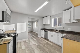 3210 24th Ave in Sacramento, CA - Building Photo - Building Photo