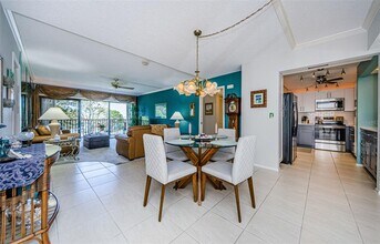 2700 Bayshore Blvd in Dunedin, FL - Foto de edificio - Building Photo