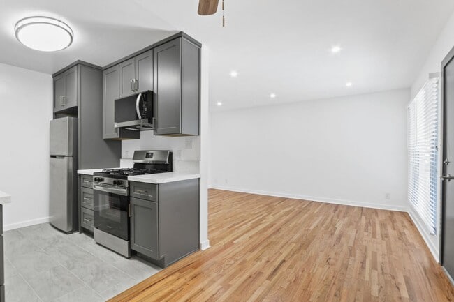 844 5th St in Santa Monica, CA - Building Photo - Building Photo