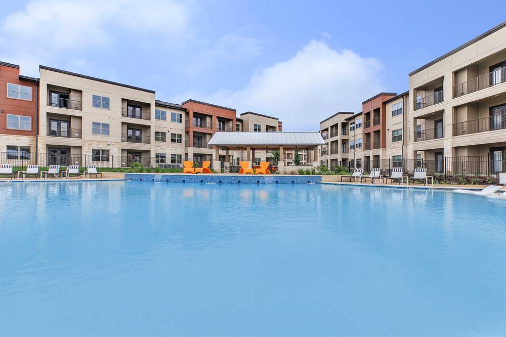 Sienna at Westover Hills in San Antonio, TX - Foto de edificio