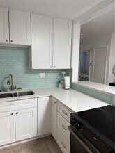 3601 Saxon Dr in New Smyrna Beach, FL - Building Photo - Building Photo