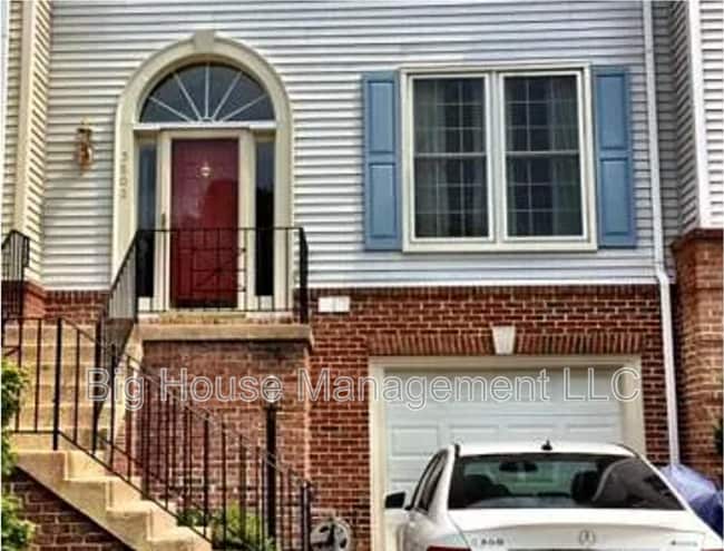 property at 5802 Appleford Dr