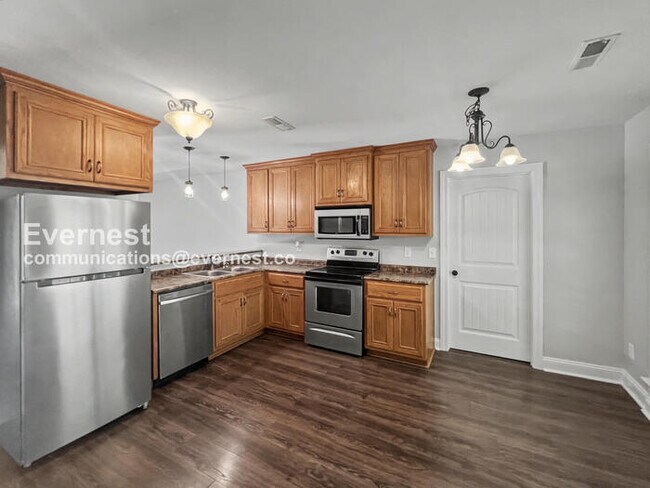 792 Charley Patterson Rd in New Market, AL - Building Photo - Building Photo