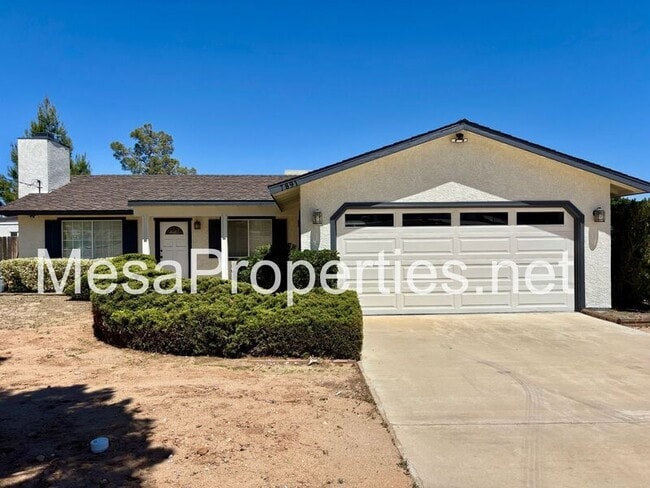 7891 Corona Ave in Hesperia, CA - Building Photo - Building Photo