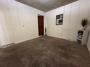 412 Reed St in Waterloo, IA - Building Photo - Building Photo