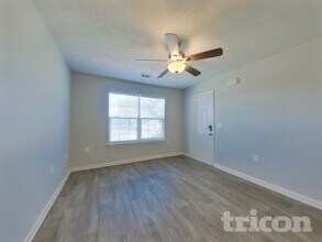 1809 Daniel Ct in Columbia, TN - Building Photo - Building Photo