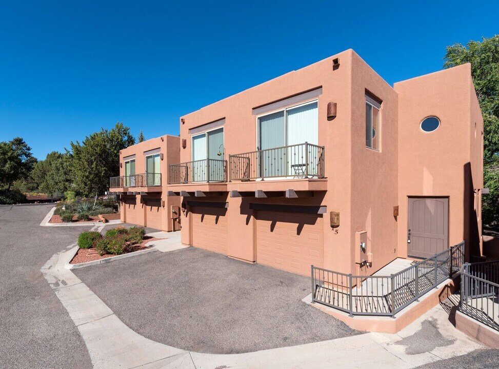 3385 Calle Del Sol in Sedona, AZ - Building Photo