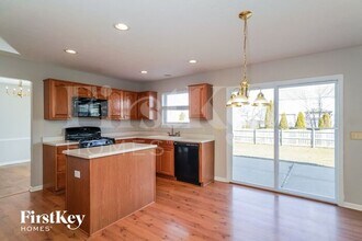 694 Morgan Way in Greenwood, IN - Building Photo - Building Photo