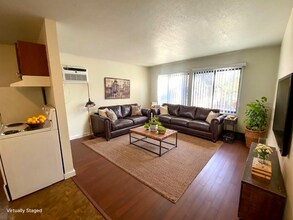 2525 Grand Ave S in Minneapolis, MN - Building Photo - Building Photo