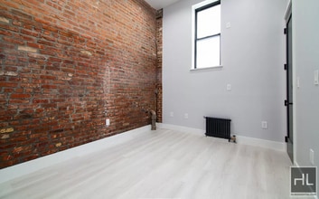 Stanton Street in New York, NY - Building Photo - Building Photo