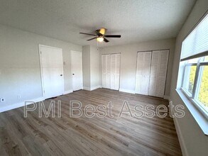 6520 SW 41st Pl in Davie, FL - Building Photo - Building Photo