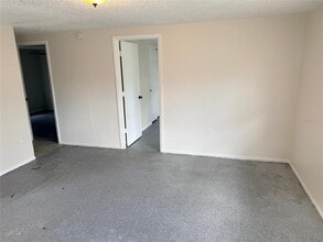 514 61st Ave Terrace E in Bradenton, FL - Building Photo - Building Photo