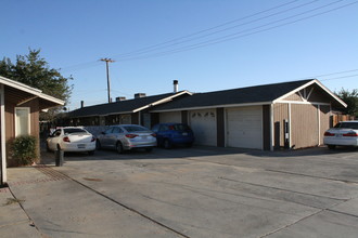 15379 Tonekai Rd in Apple Valley, CA - Building Photo - Other