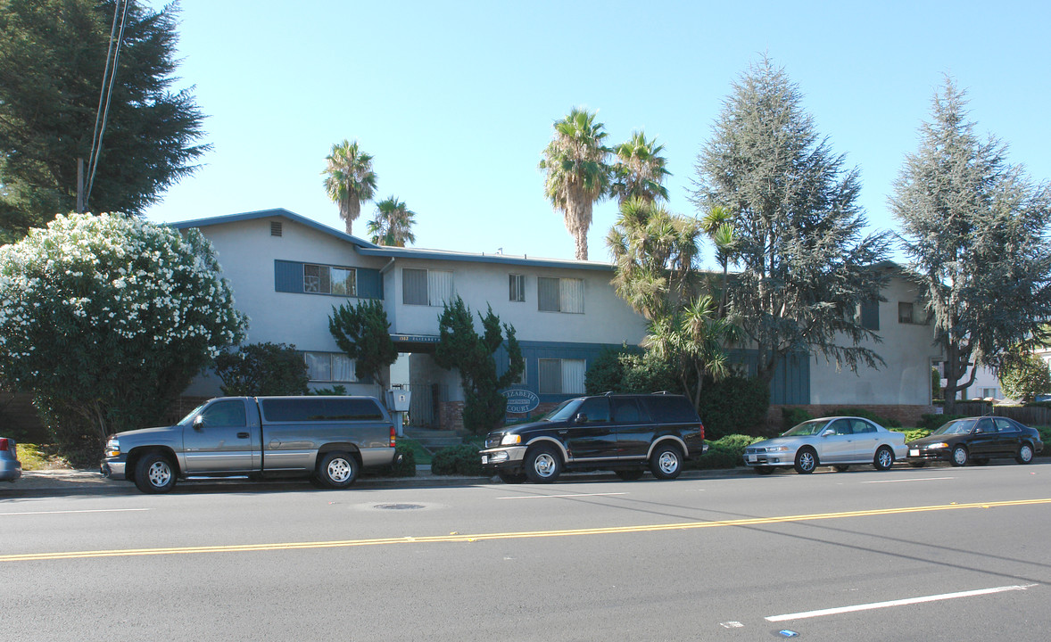 1582 Blossom Hill Rd in San Jose, CA - Foto de edificio