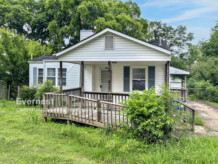 122 Woodward Rd in Birmingham, AL - Building Photo
