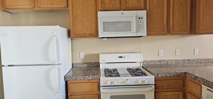 7575 French Springs St in Las Vegas, NV - Building Photo - Building Photo