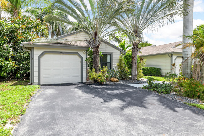 property at 2533 Bedford Mews Dr