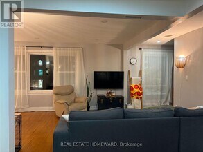 158 Millwood Rd in Toronto, ON - Building Photo - Building Photo