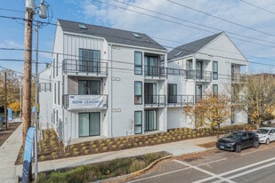 Ella PDX in Portland, OR - Building Photo