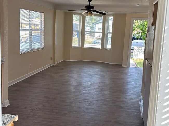 2521 18th Ave S in St. Petersburg, FL - Building Photo - Building Photo