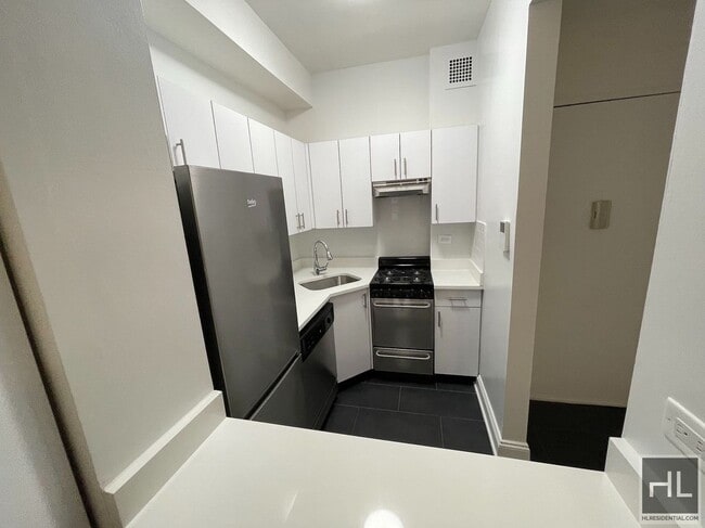 WEST 22 STREET, Unit 6K in New York, NY - Foto de edificio - Building Photo
