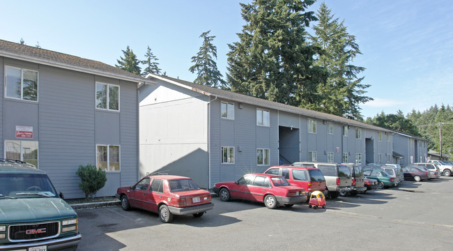 1 and 2 bedroom apartments in Lakewood! in Lakewood, WA - Foto de edificio - Building Photo