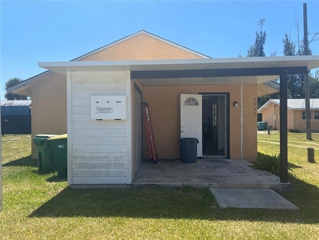 property at 2533 Myrtle Ave