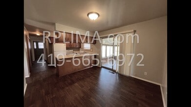 722 MacKenzie Dr in Lima, OH - Foto de edificio - Building Photo