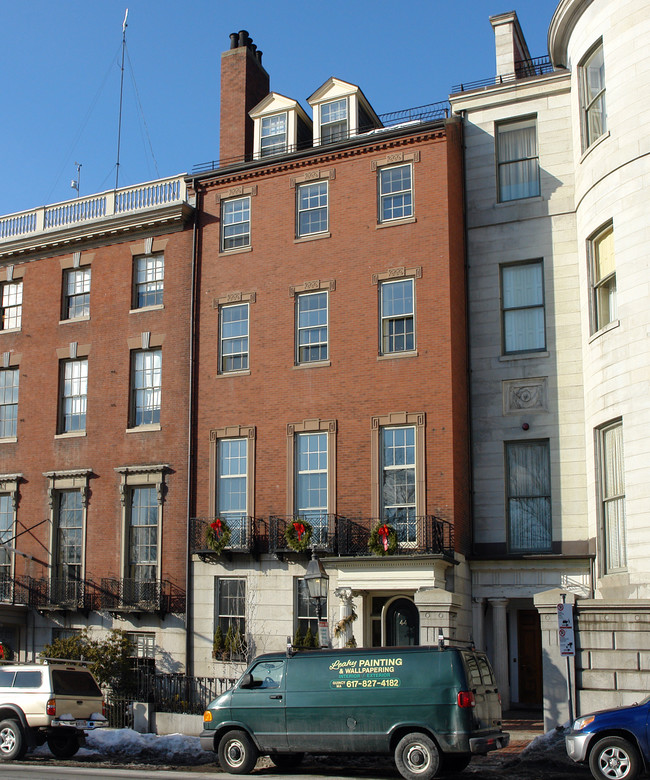 44 Beacon St in Boston, MA - Building Photo - Building Photo