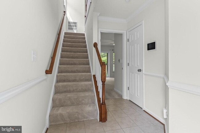 15641 John Diskin Cir in Woodbridge, VA - Building Photo - Building Photo