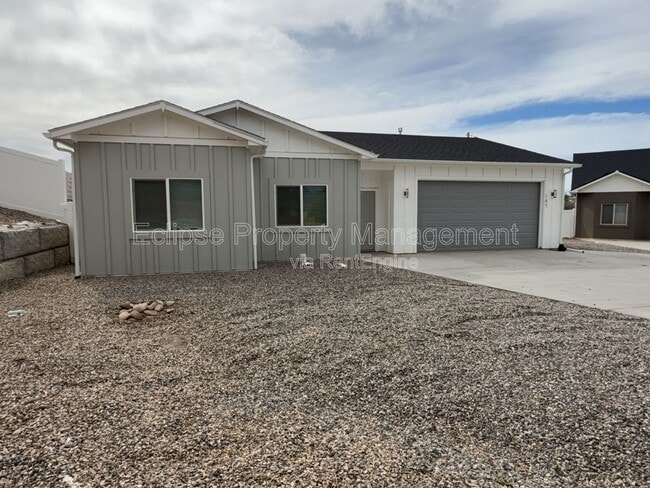 147 Buena Vista Dr in Grand Junction, CO - Building Photo - Building Photo