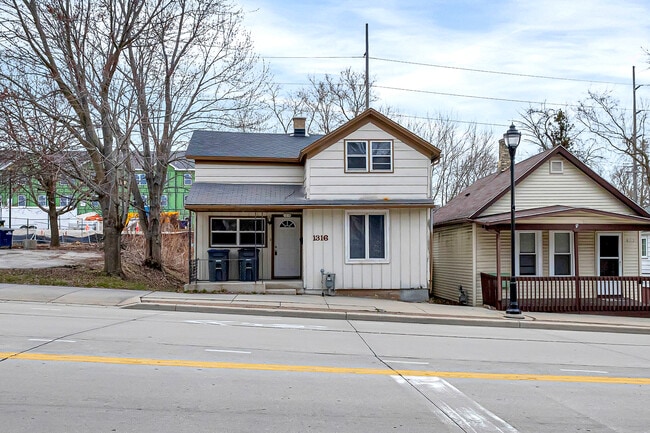 property at 1316 Indiana Ave