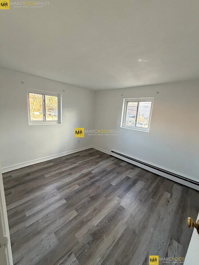 28 Bryon Rd, Unit 28 Bryron Road in Boston College, MA - Building Photo - Building Photo