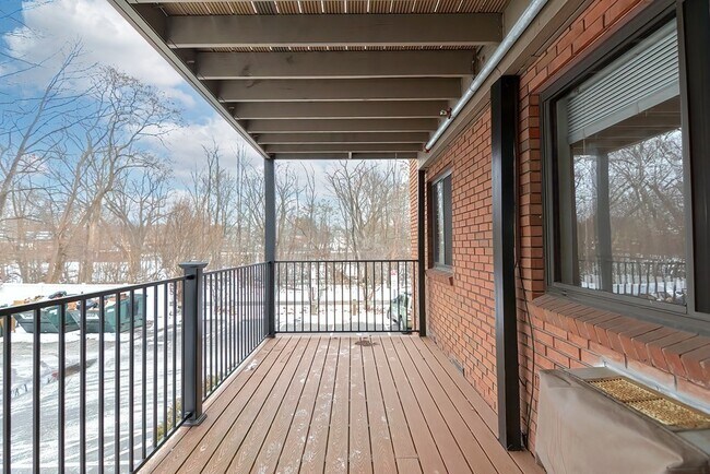 property at 1 Arizona Ter