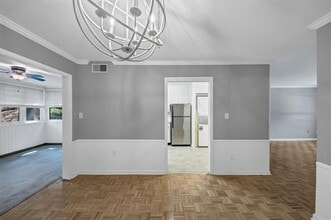 4 Vista Square NW in Atlanta, GA - Building Photo - Building Photo