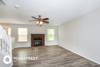 140 Lamplighter Way in O'Fallon, MO - Building Photo - Building Photo