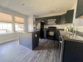 328 Falcon Run in Morgantown, WV - Building Photo - Building Photo
