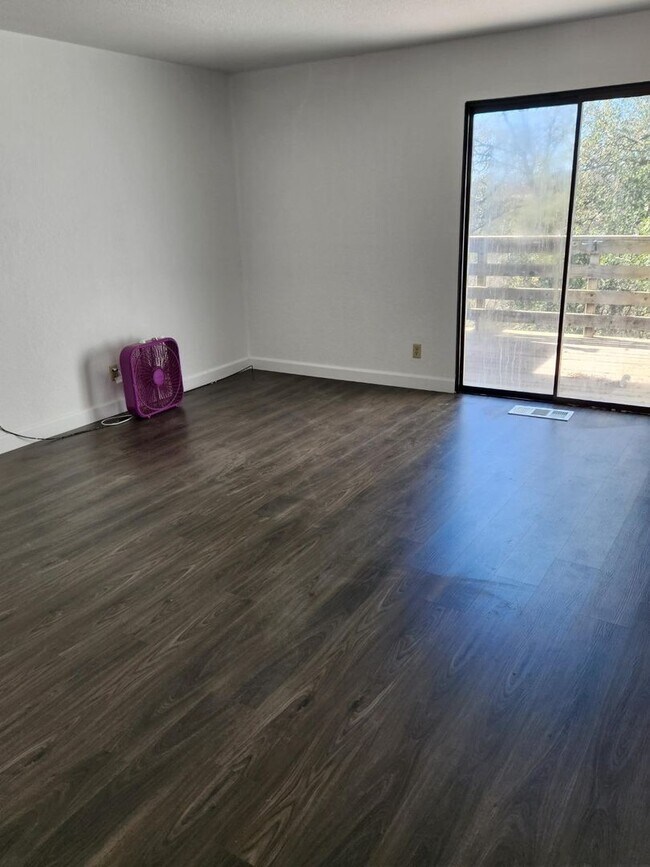 21847 Chimney Rock Dr in Cottonwood, CA - Building Photo - Building Photo