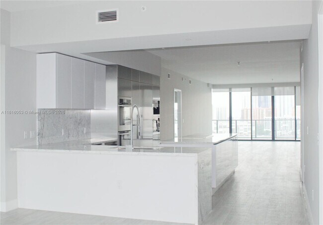 5000 Island Estates Dr, Unit 1202 + 1S in Aventura, FL - Building Photo - Building Photo