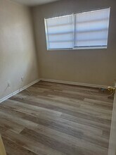 4839 Rochdale Rd in Jacksonville, FL - Building Photo - Building Photo