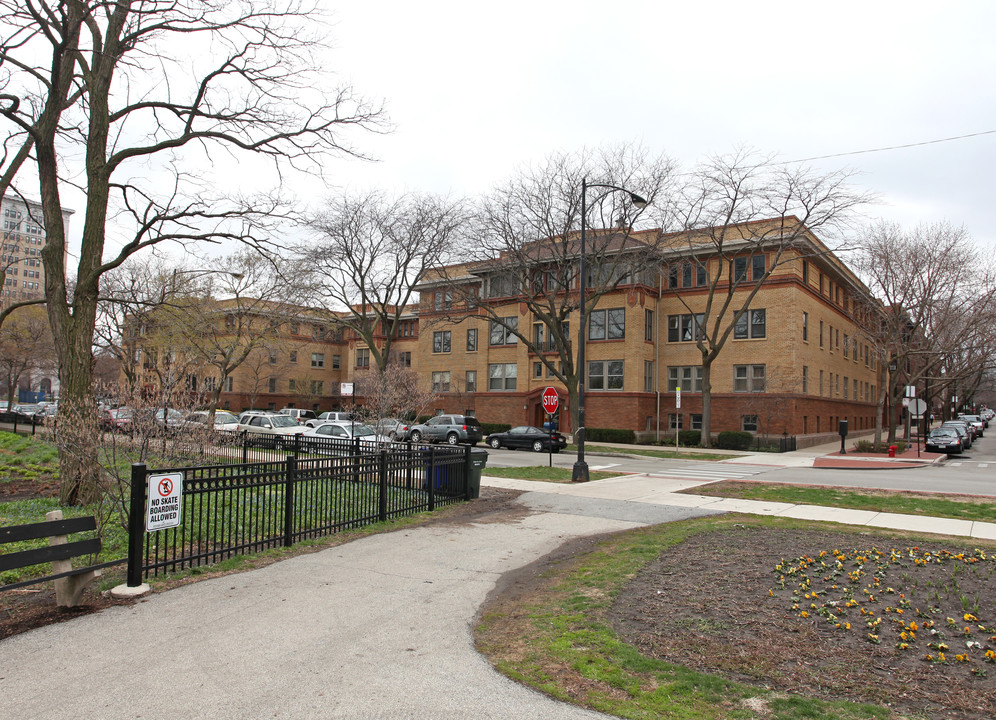 2256-64 N. Lincoln Ave. in Chicago, IL - Foto de edificio