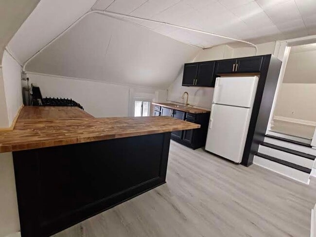 property at 317 East Washington St