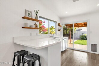 6855 E Kings Ave in Scottsdale, AZ - Building Photo - Building Photo