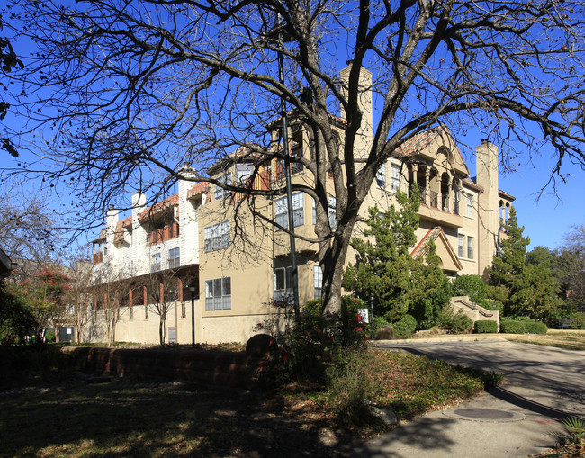 1704 West Avenue Apartments in Austin, TX - Building Photo - Building Photo