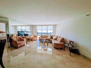 3500 Mystic Pointe Dr, Unit 2502 in Aventura, FL - Building Photo - Building Photo