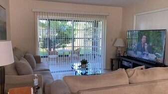 13664 Coconut Palm Ct in Delray Beach, FL - Building Photo