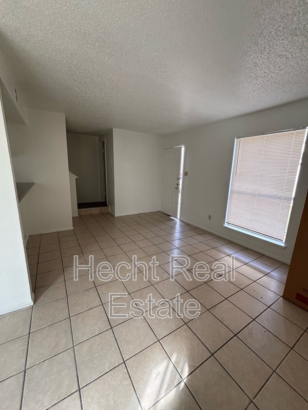 5705 Cougar Dr in Austin, TX - Building Photo - Building Photo